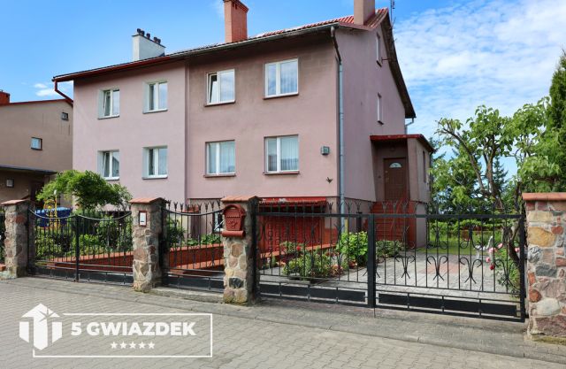 bliźniak, 5 pokoi Szczecinek, ul. Kasztanowa. Zdjęcie 1