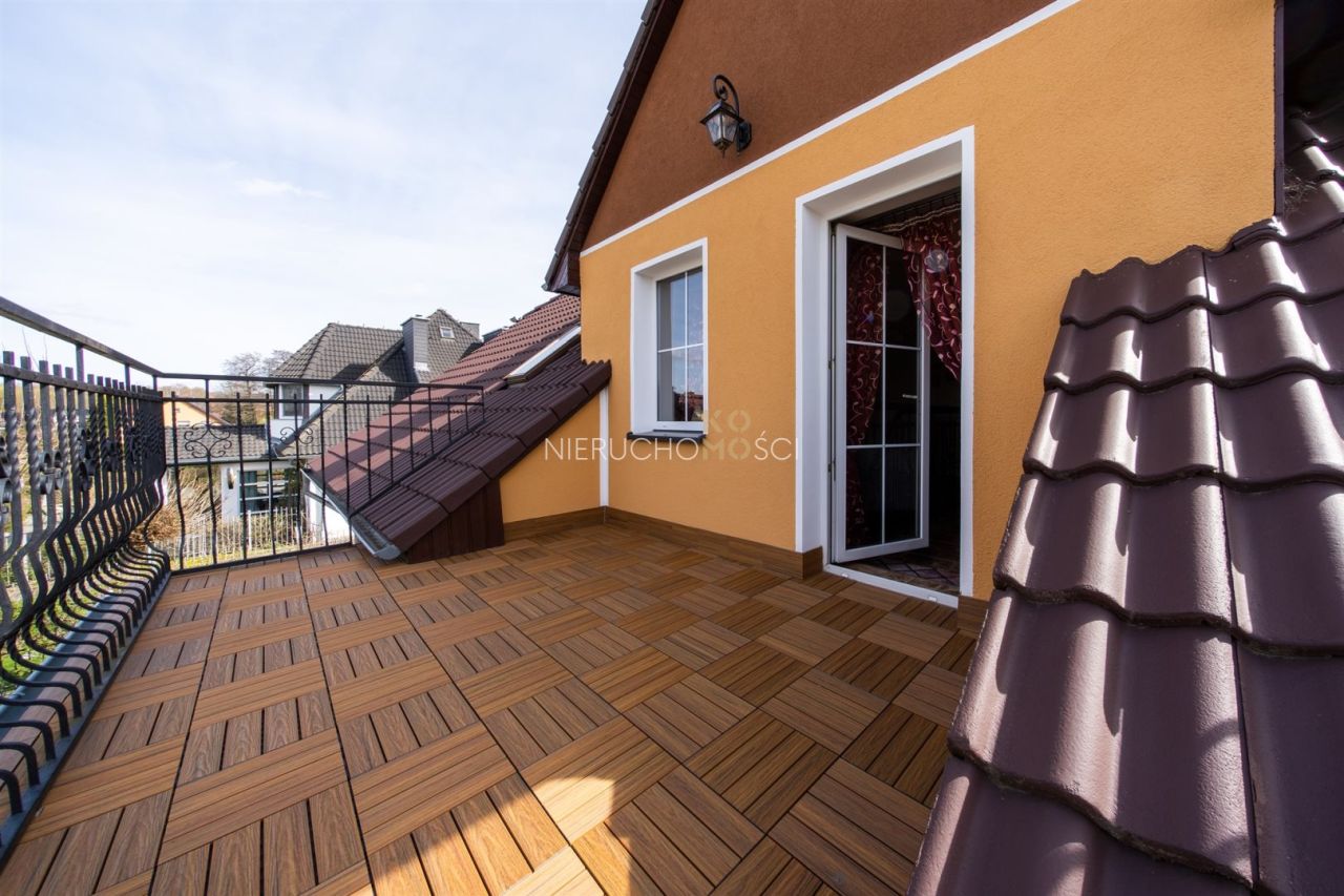 dom wolnostojący, 7 pokoi Brzeg Dolny. Zdjęcie 20