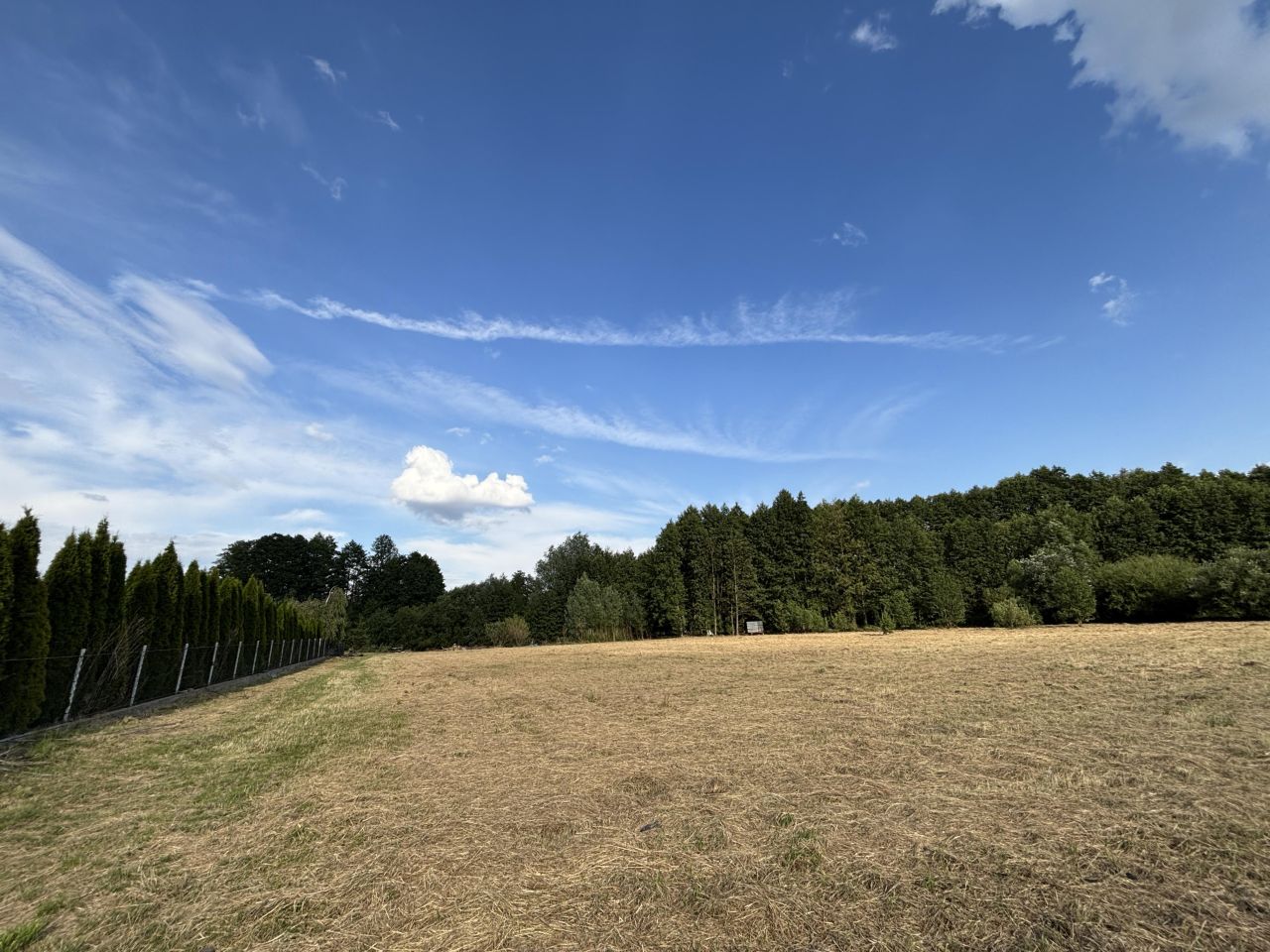 Działka inwestycyjna Ławki