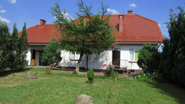 dom wolnostojący, 5 pokoi Marcinkowo. Zdjęcie 1