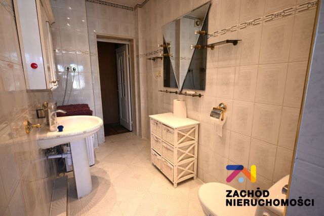 Mieszkanie 3-pokojowe Zielona Góra Centrum, ul. Jedności. Zdjęcie 13