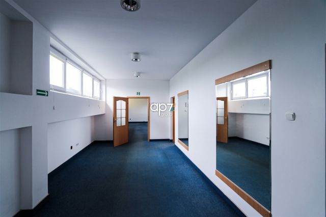 Lokal Kraków Nowa Huta, ul. Kocmyrzowska. Zdjęcie 4