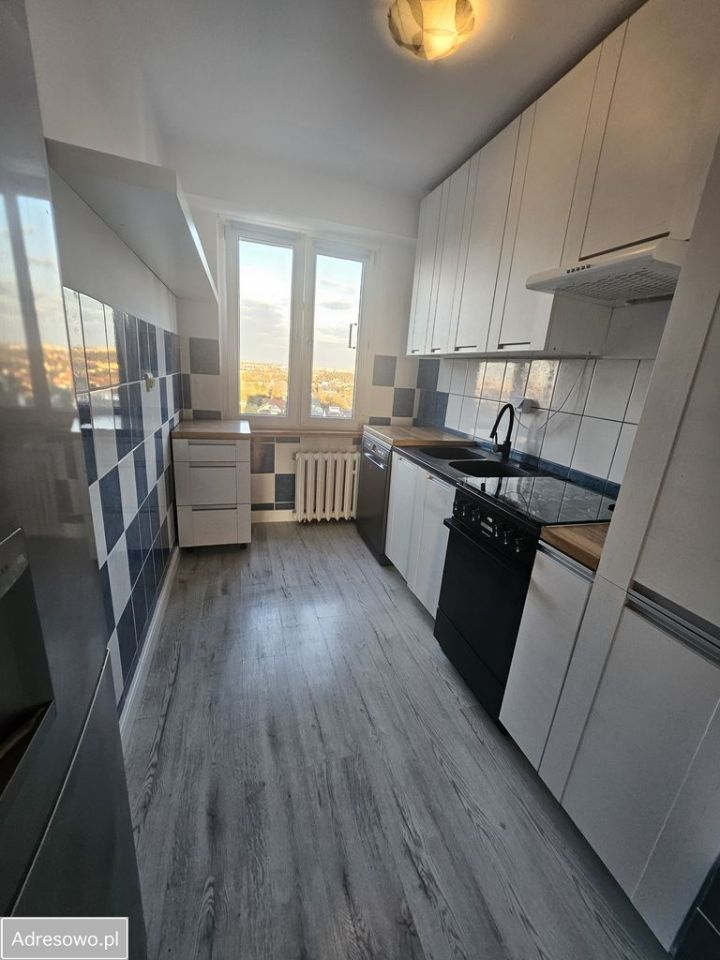 Mieszkanie 3-pokojowe Piastów. Zdjęcie 9