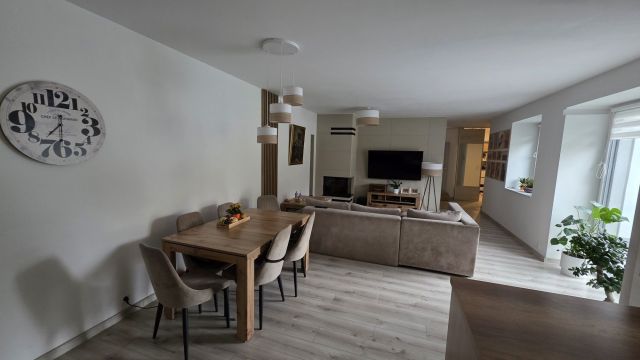 dom wolnostojący Częstochowa Wyczerpy Dolne, ul. Dickensa. Zdjęcie 1