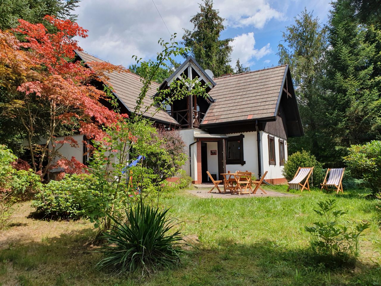 dom wolnostojący, 3 pokoje Włosań, ul. Leśna