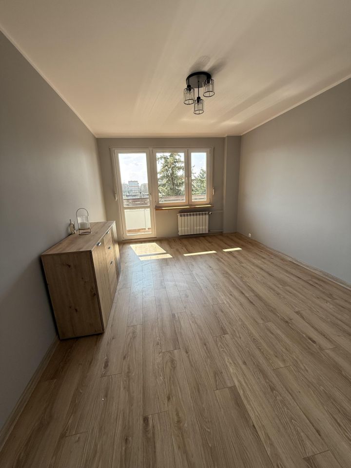 Mieszkanie 3-pokojowe Słupca Centrum, os. Niepodległości. Zdjęcie 1