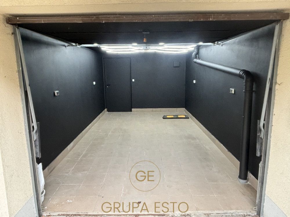 Garaż/miejsce parkingowe Kraków Bronowice, ul. Na Błonie. Zdjęcie 1