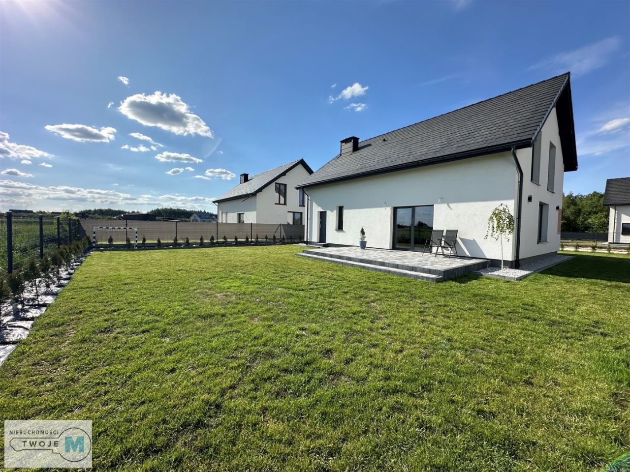 dom wolnostojący, 5 pokoi Brynica. Zdjęcie 2