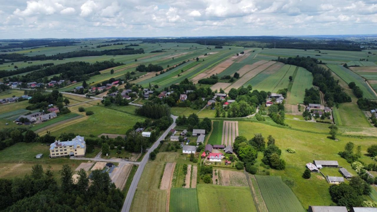 dom wolnostojący, 7 pokoi Średnie Duże. Zdjęcie 21