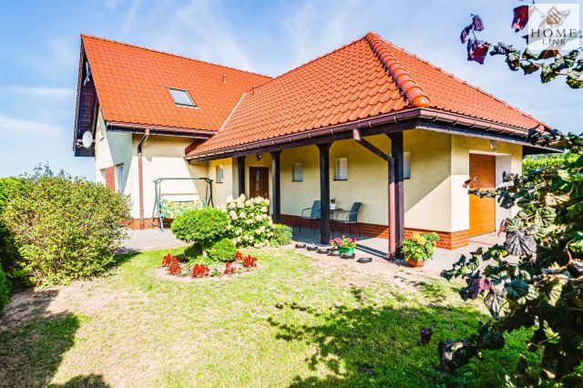 dom wolnostojący, 5 pokoi Dorotowo. Zdjęcie 1
