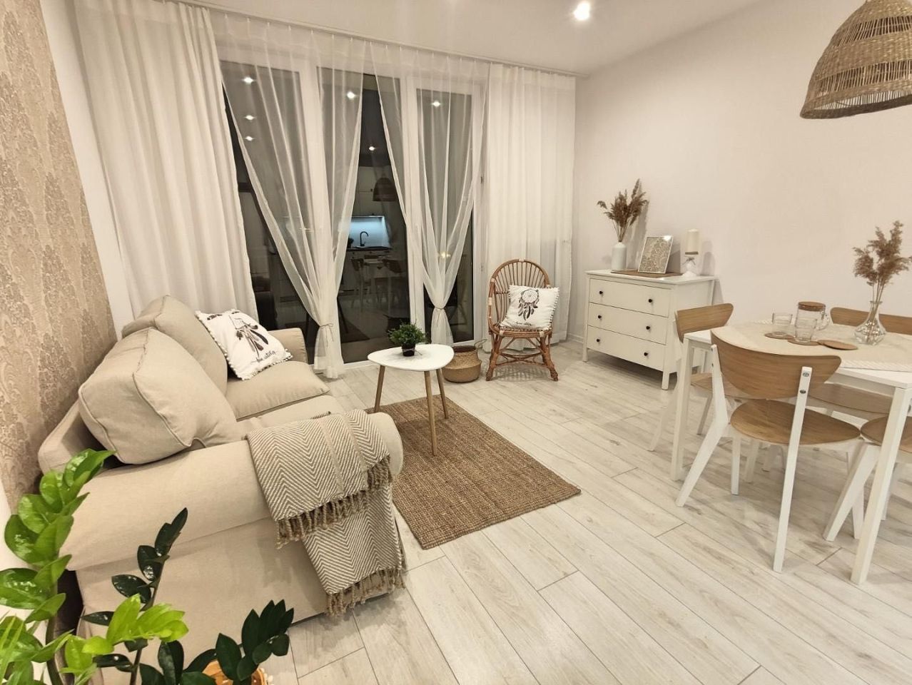 Mieszkanie 3-pokojowe Tarnów Śródmieście, ul. Hugona Kołłątaja. Zdjęcie 4