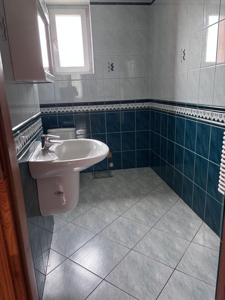dom wolnostojący, 4 pokoje Radlin Biertułtowy, ul. Kostki Napierskiego. Zdjęcie 10