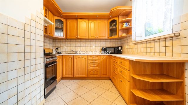 dom wolnostojący, 4 pokoje Rożnowa. Zdjęcie 10
