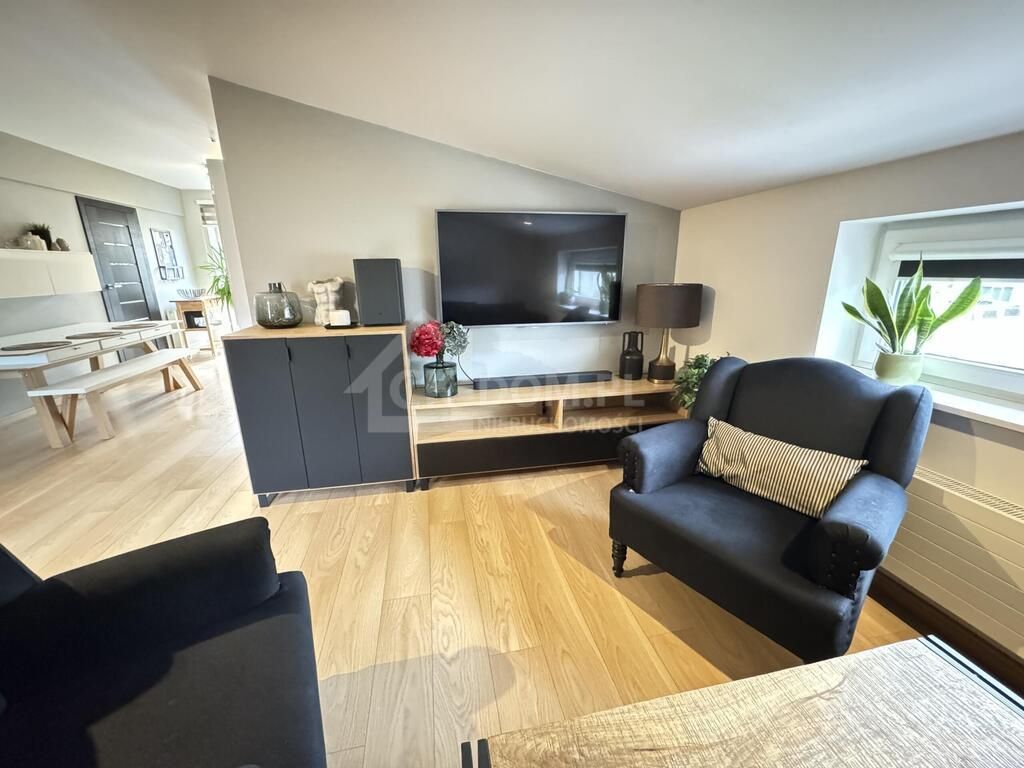 dom wolnostojący, 10 pokoi Kielce. Zdjęcie 7