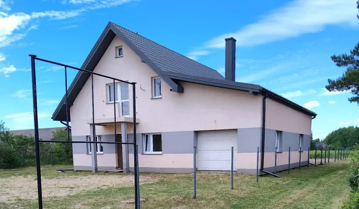 dom wolnostojący Zarzecze