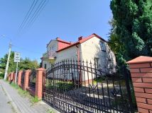 dom wolnostojący Łuków, ul. Farna. Zdjęcie 1