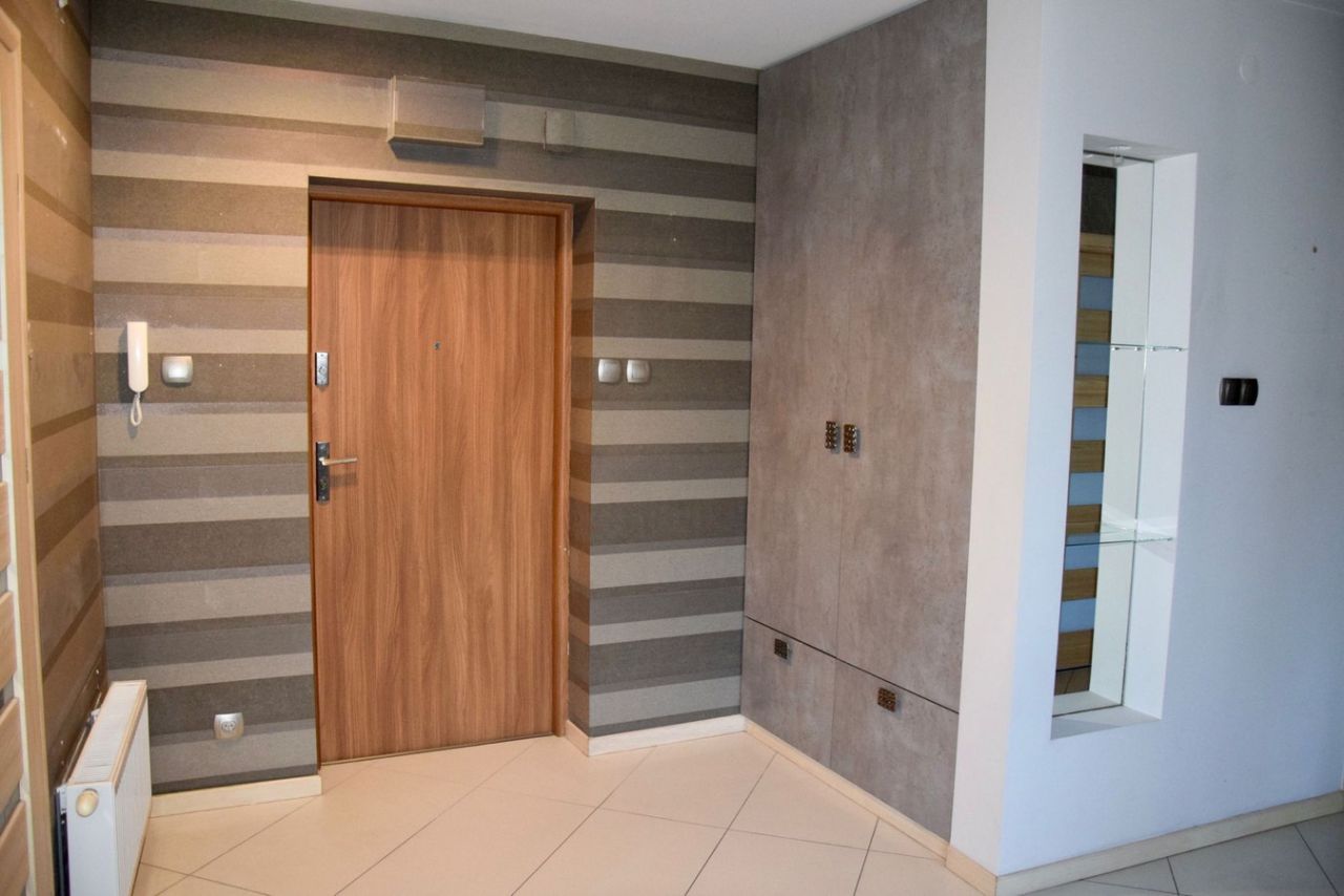 Mieszkanie 4-pokojowe Radom Stare Miasto, ul. Wałowa. Zdjęcie 2