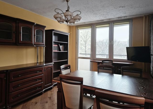 Mieszkanie 3-pokojowe Warszawa Targówek, ul. Bazyliańska. Zdjęcie 1