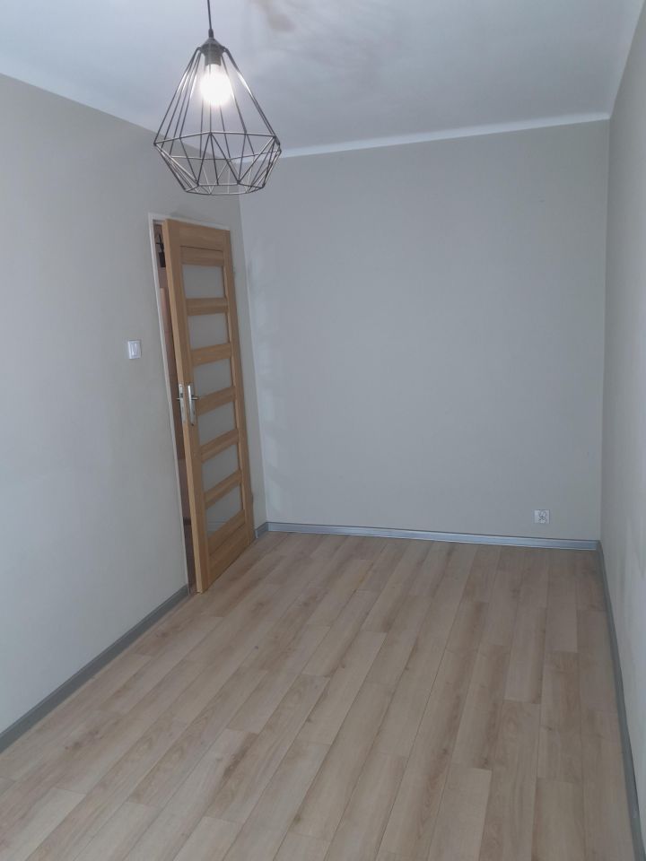 Mieszkanie 4-pokojowe Ostrowiec Świętokrzyski Centrum, ul. Iłżecka. Zdjęcie 7