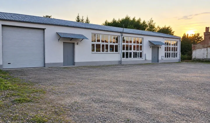 Hala/magazyn Piława Górna