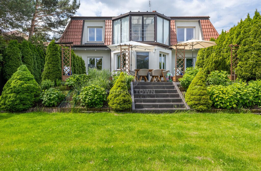 dom wolnostojący, 5 pokoi Konstancin-Jeziorna. Zdjęcie 2