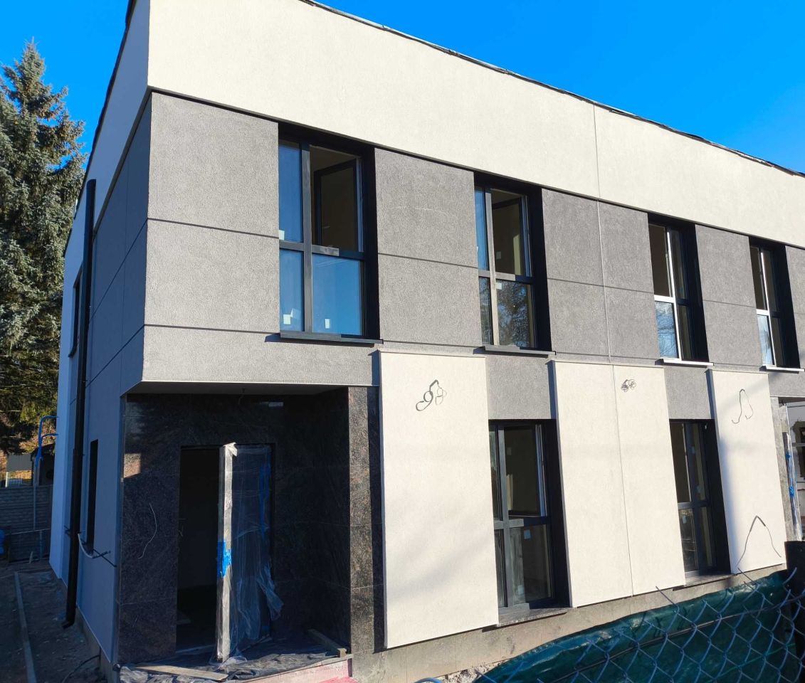 bliźniak Zakręt, ul. Nowa