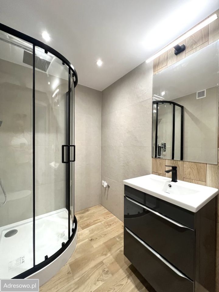 Mieszkanie 3-pokojowe Starachowice Centrum, ul. Przyjazna. Zdjęcie 3