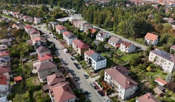 bliźniak, 5 pokoi Bochnia, rondo im. gen. bryg. Jerzego Kazimierza Dobrodzickiego