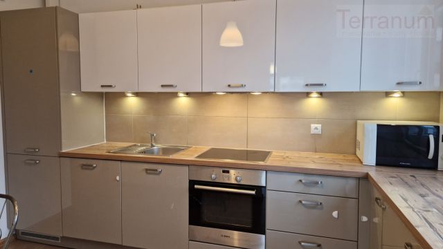 Mieszkanie 3-pokojowe Warszawa, ul. Garażowa. Zdjęcie 4