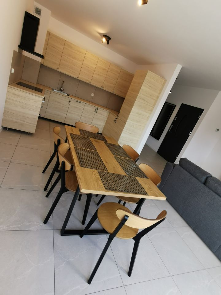 Mieszkanie 4-pokojowe Żerniki Wrocławskie, ul. Migdałowa. Zdjęcie 3