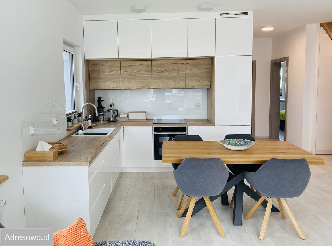 Mieszkanie 6-pokojowe Warzymice, ul. Sympatyczna. Zdjęcie 2