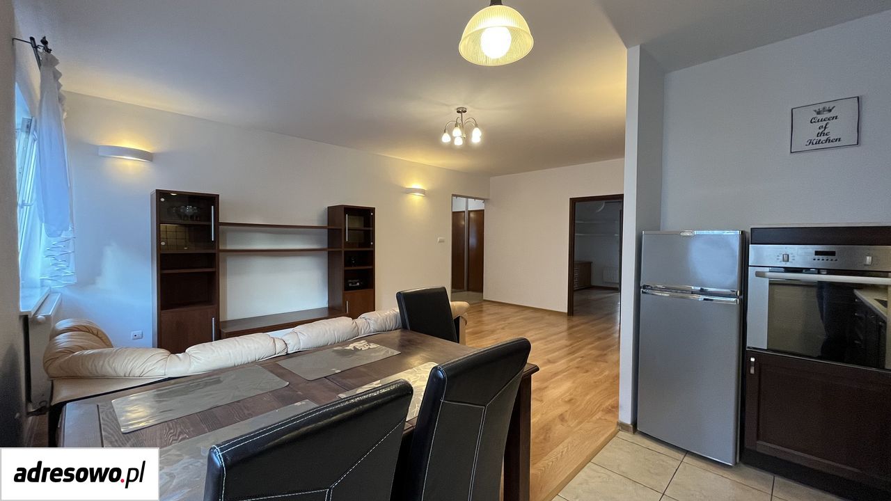 Mieszkanie 3-pokojowe Tychy, ul. Bacha. Zdjęcie 3