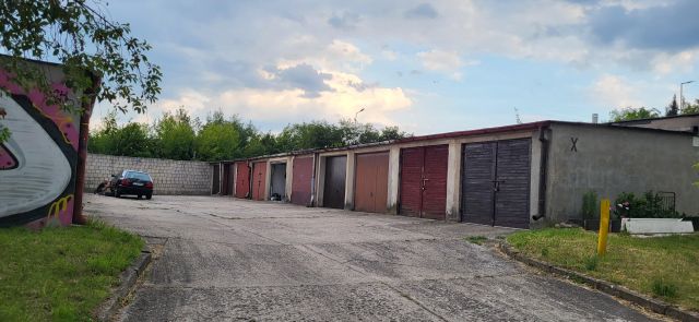 Garaż/miejsce parkingowe Radom Gołębiów, ul. gen. Władysława Andersa. Zdjęcie 1