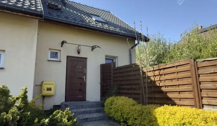 dom szeregowy, 3 pokoje Bielsko-Biała, ul. Sportowców