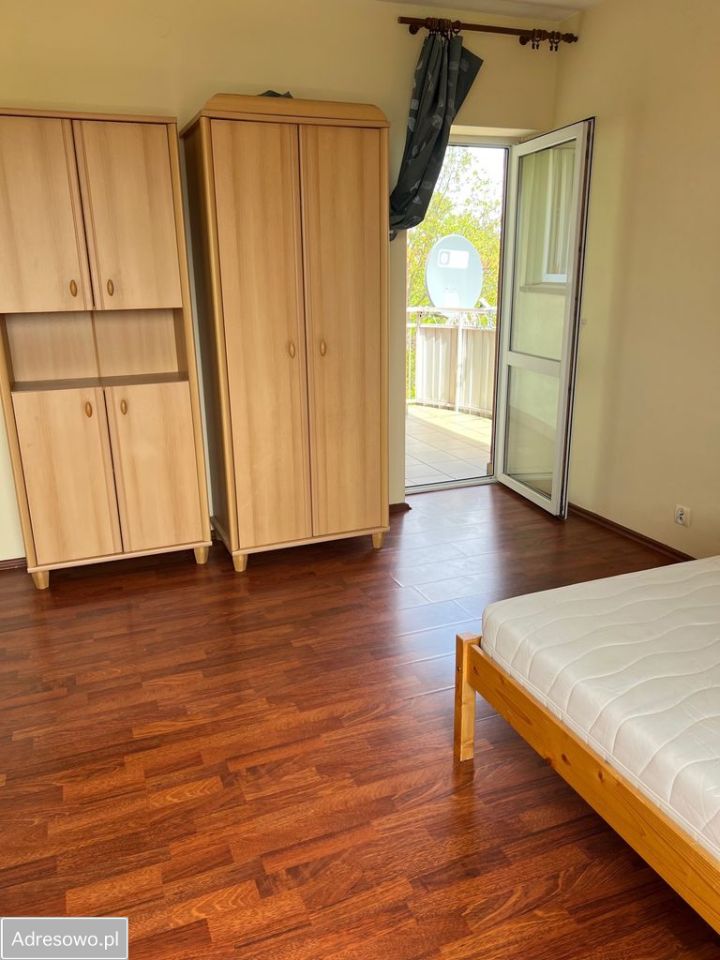 Mieszkanie 3-pokojowe Warszawa Włochy, ul. Naukowa. Zdjęcie 10