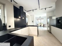 dom wolnostojący, 7 pokoi Turek, ul. Zdrojki Prawe. Zdjęcie 1