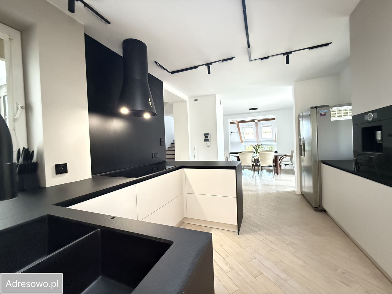 dom wolnostojący, 7 pokoi Turek, ul. Zdrojki Prawe. Zdjęcie 2