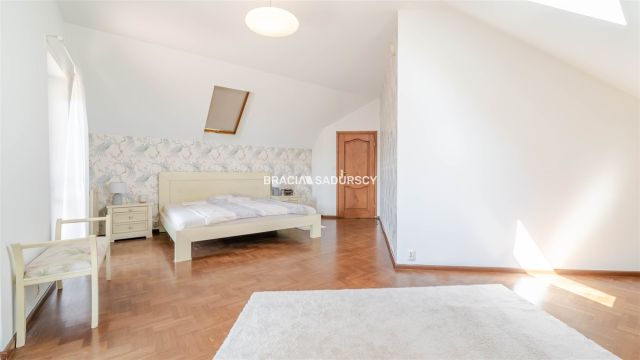 dom wolnostojący, 6 pokoi Mogilany. Zdjęcie 34