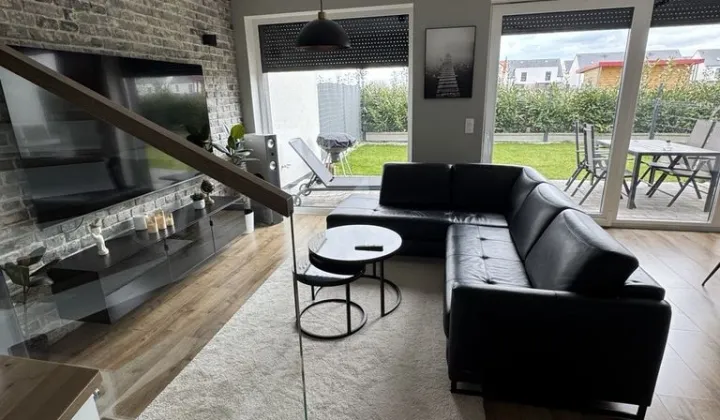 dom szeregowy, 4 pokoje Radomierzyce