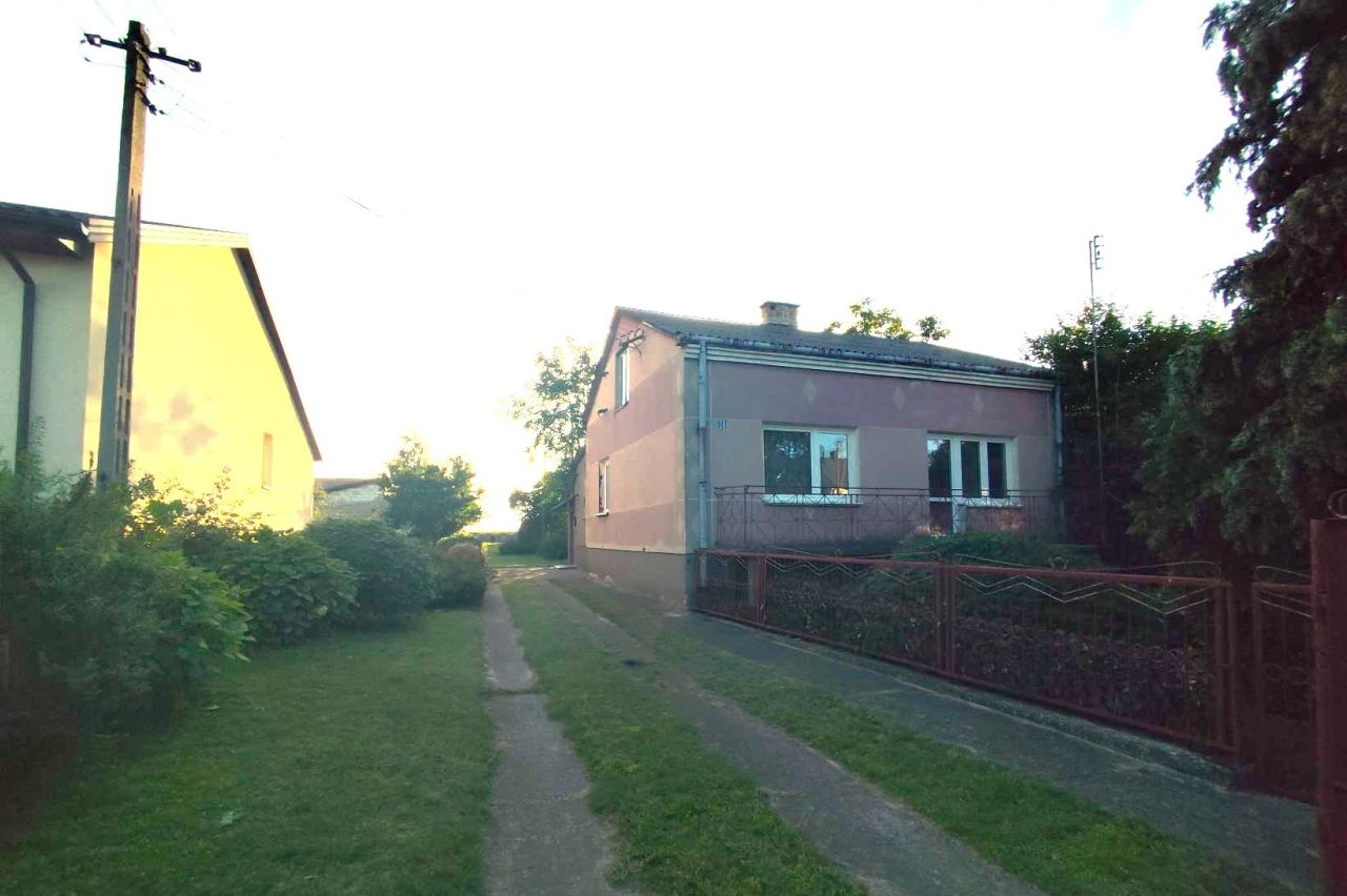 dom wolnostojący, 3 pokoje Kowiesy, ul. Słoneczna. Zdjęcie 2