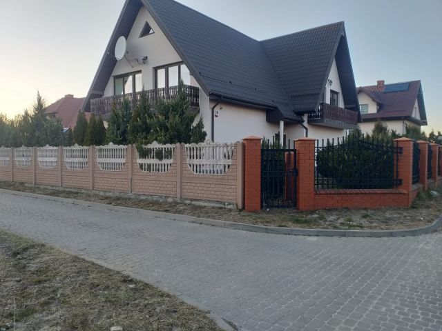 dom wolnostojący Firlej, ul. Sportowa. Zdjęcie 4