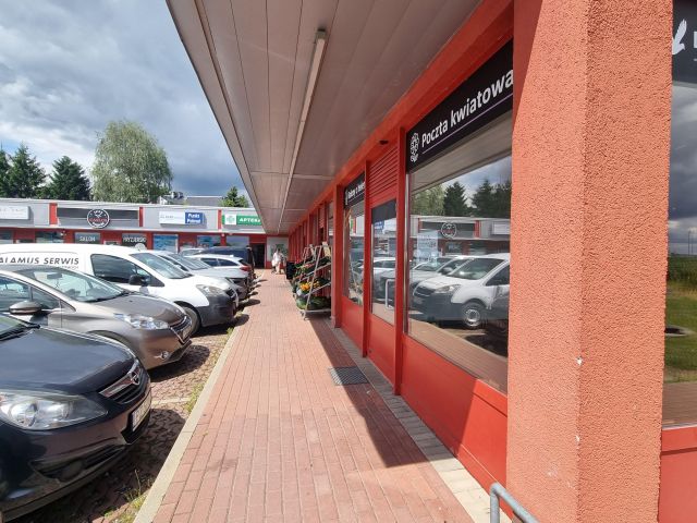 Lokal Komorniki, ul. ks. Malinowskiego. Zdjęcie 1