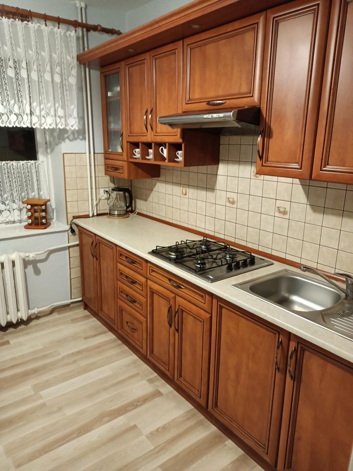 dom wolnostojący, 5 pokoi Ostrowiec Świętokrzyski, ul. Tomaszów. Zdjęcie 2