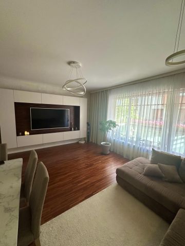 Mieszkanie 3-pokojowe Józefosław, ul. Tenisowa. Zdjęcie 2