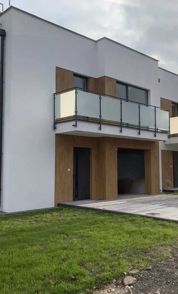 bliźniak, 4 pokoje Piotrków Trybunalski, ul. Świerczowska. Zdjęcie 2