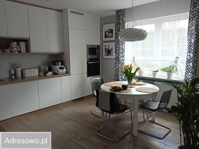 dom wolnostojący, 4 pokoje Księginice. Zdjęcie 20