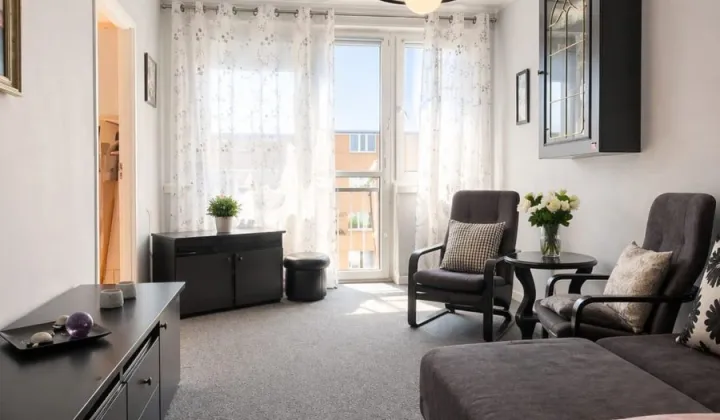 Mieszkanie 1-pokojowe Jelenia Góra, ul. Mieczysława Karłowicza