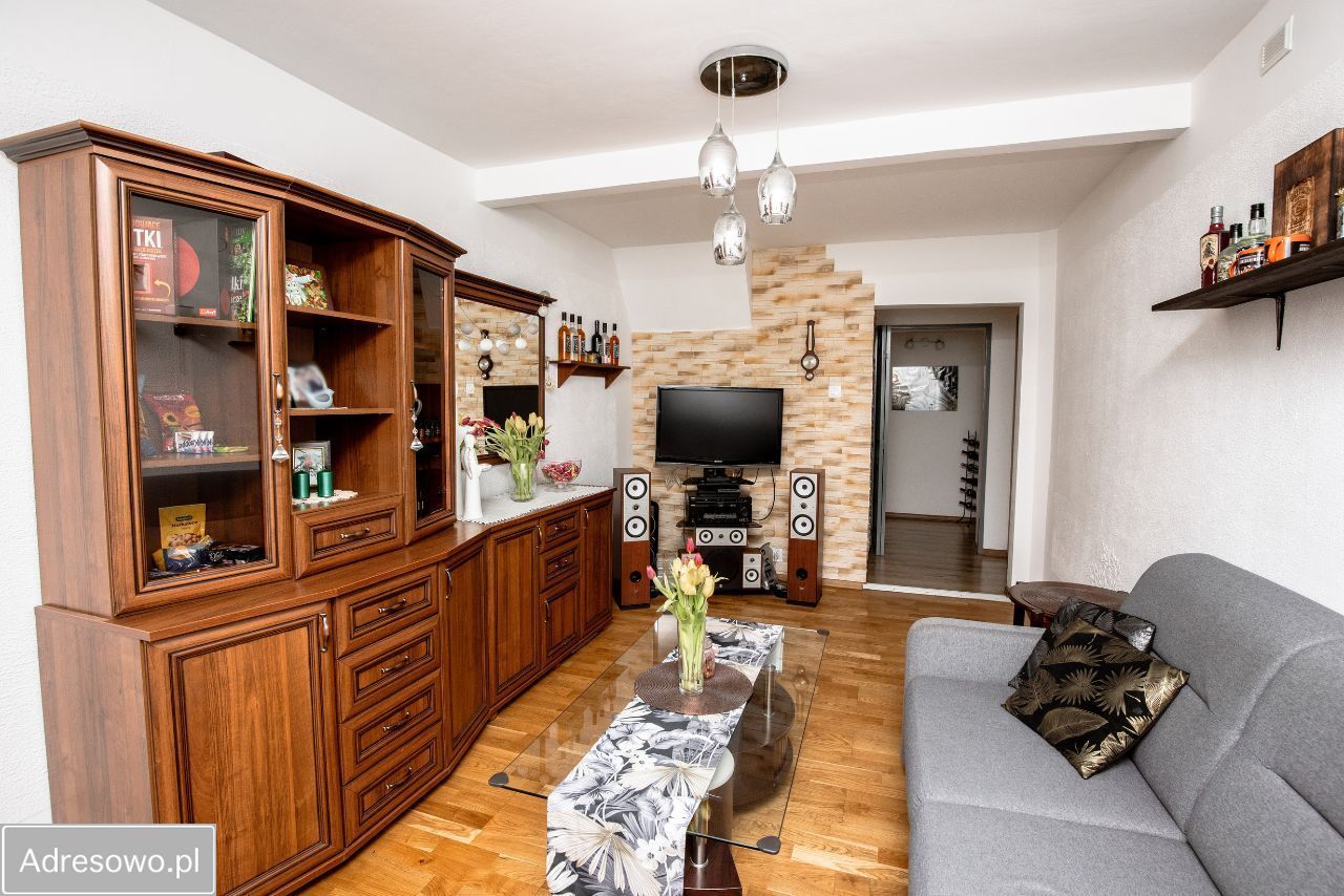 dom wolnostojący, 5 pokoi Lgiń. Zdjęcie 8