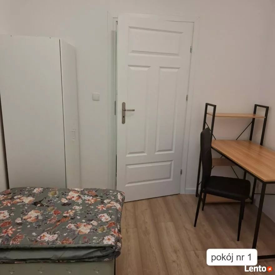 Mieszkanie 3-pokojowe Poznań Stare Miasto, Świety Marcinj. Zdjęcie 4