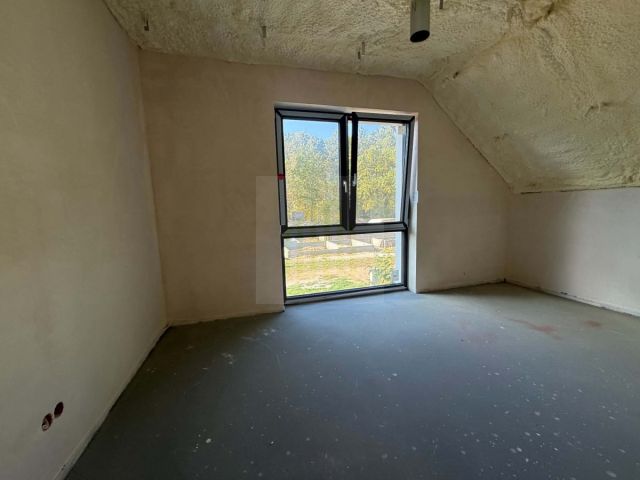 dom wolnostojący, 5 pokoi Jachranka, ul. Letnia. Zdjęcie 9